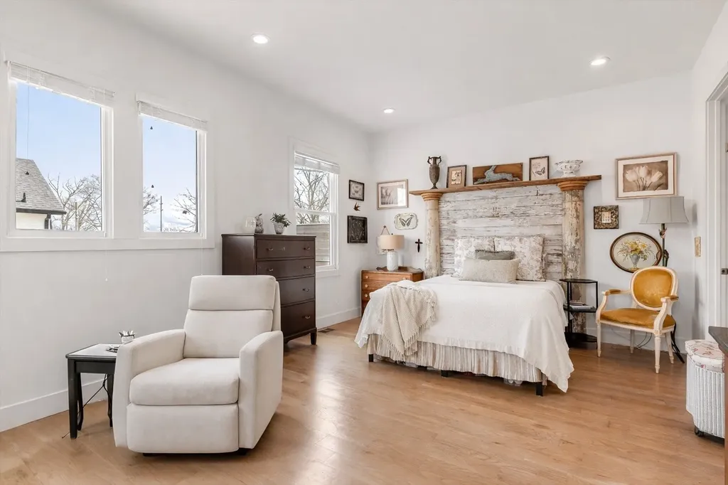 307 S 10th Street Nashville TN 37206
