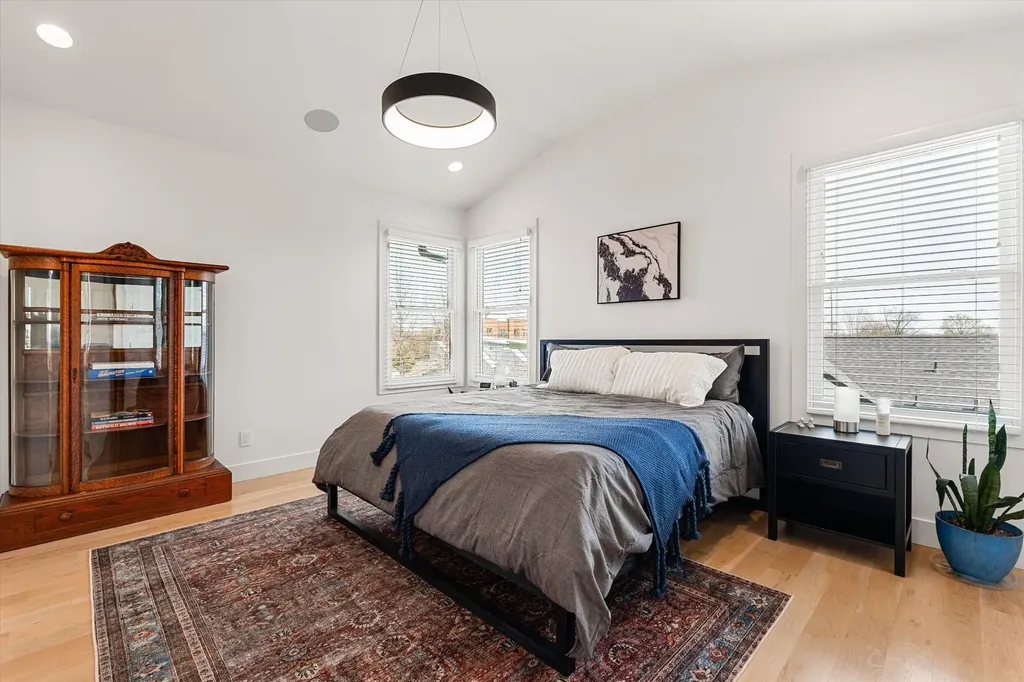 307 S 10th Street Nashville TN 37206