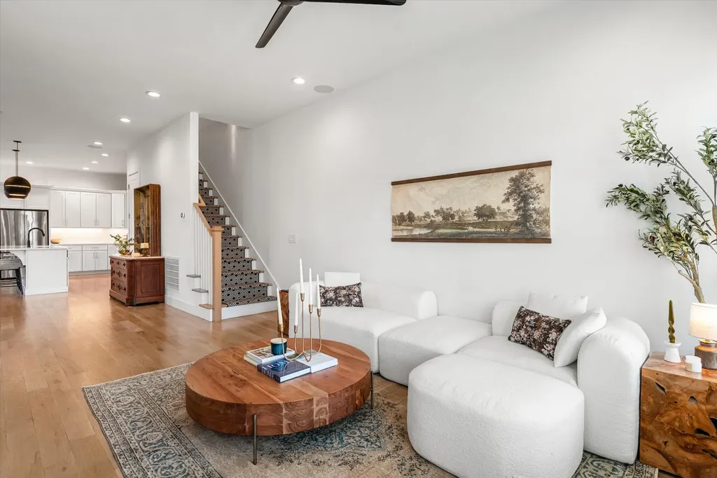 307 S 10th Street Nashville TN 37206