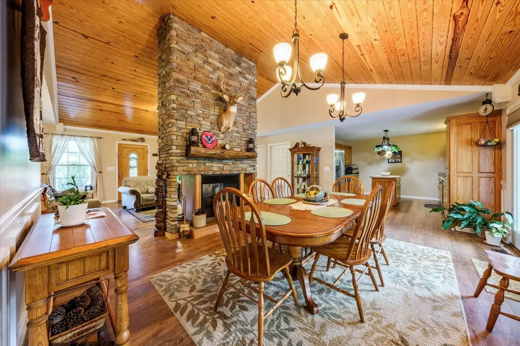 124 Napier Road Hohenwald TN 38462