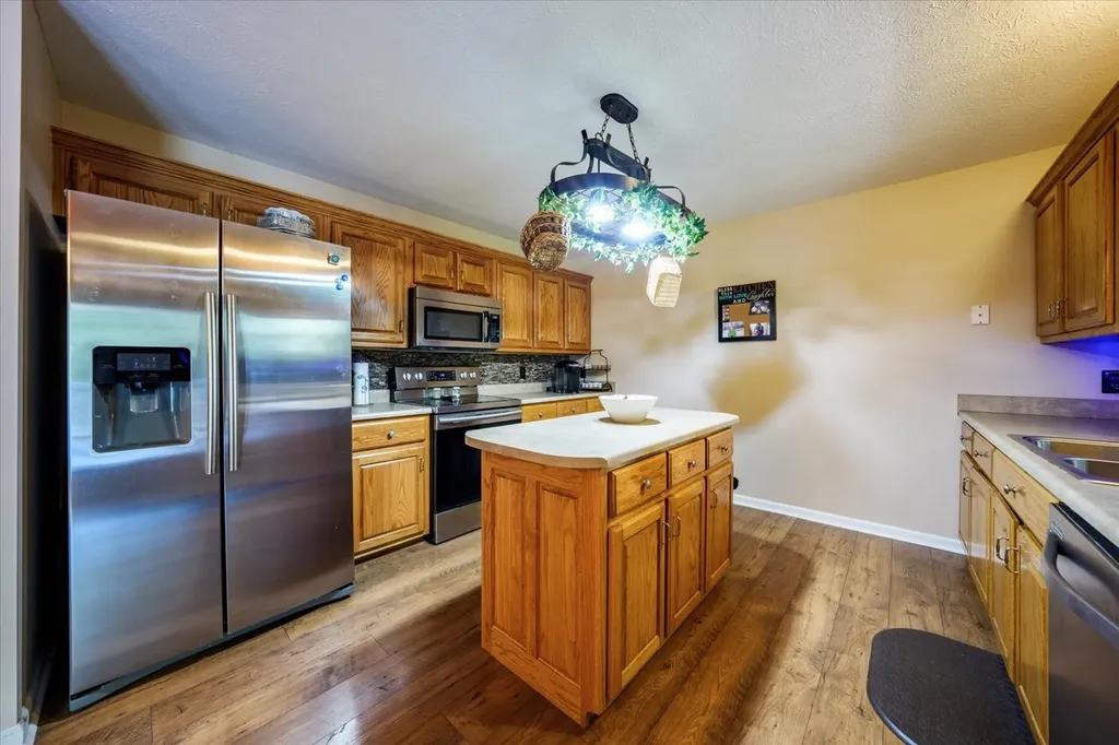 124 Napier Road Hohenwald TN 38462