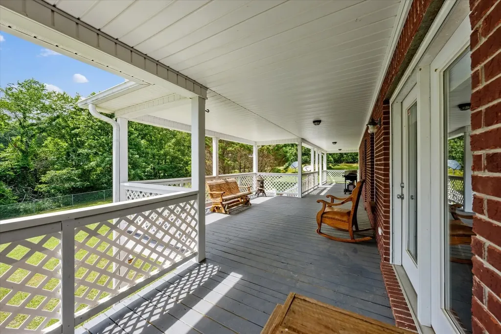 124 Napier Road Hohenwald TN 38462