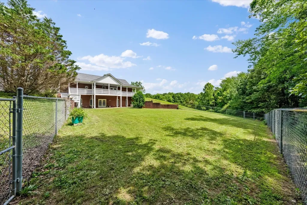 124 Napier Road Hohenwald TN 38462