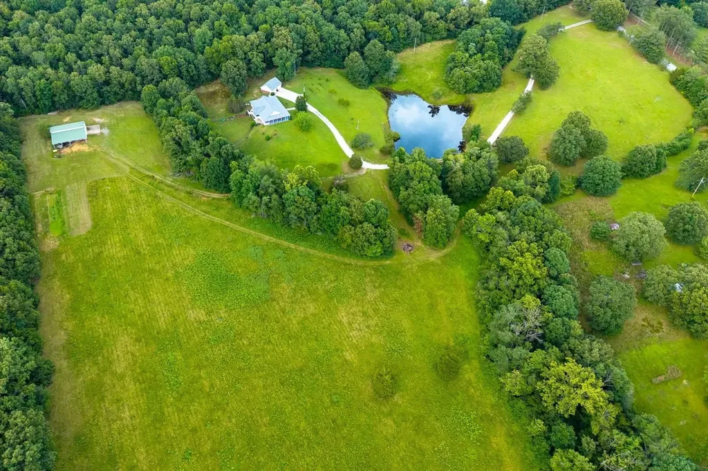 124 Napier Road Hohenwald TN 38462