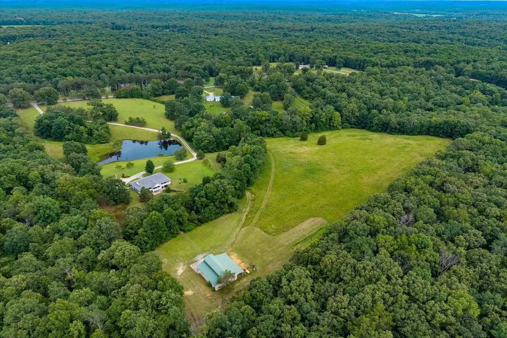 124 Napier Road Hohenwald TN 38462