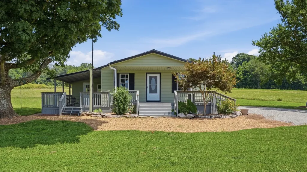 840 Crawford Lane Belvidere TN 37306