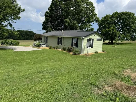 840 Crawford Lane Belvidere TN 37306