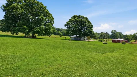 840 Crawford Lane Belvidere TN 37306