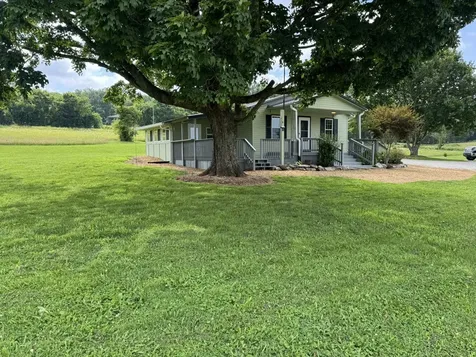 840 Crawford Lane Belvidere TN 37306