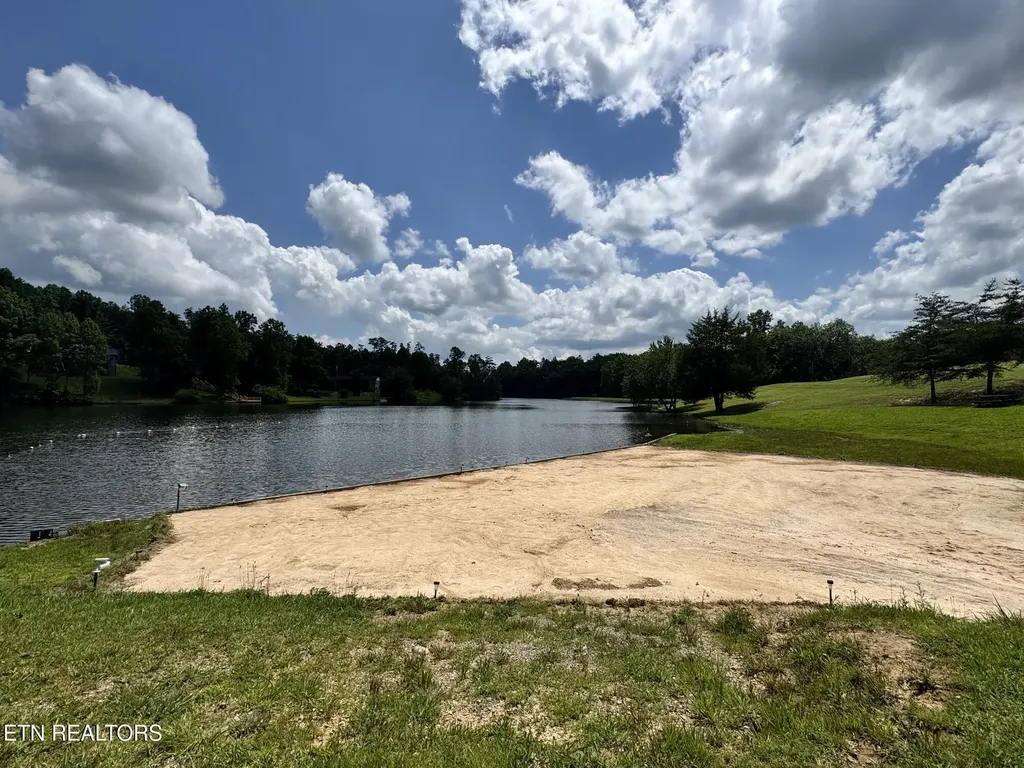 111 Stone Street Crossville TN 38572