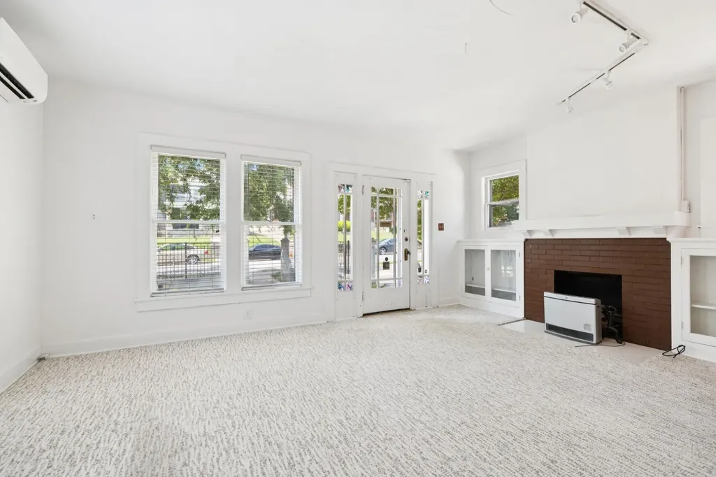 1604 17th Ave, S Nashville TN 37212