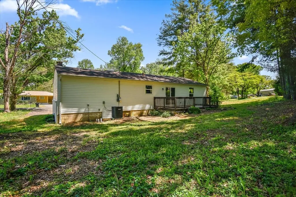 309 Rickenbacker Drive Tullahoma TN 37388