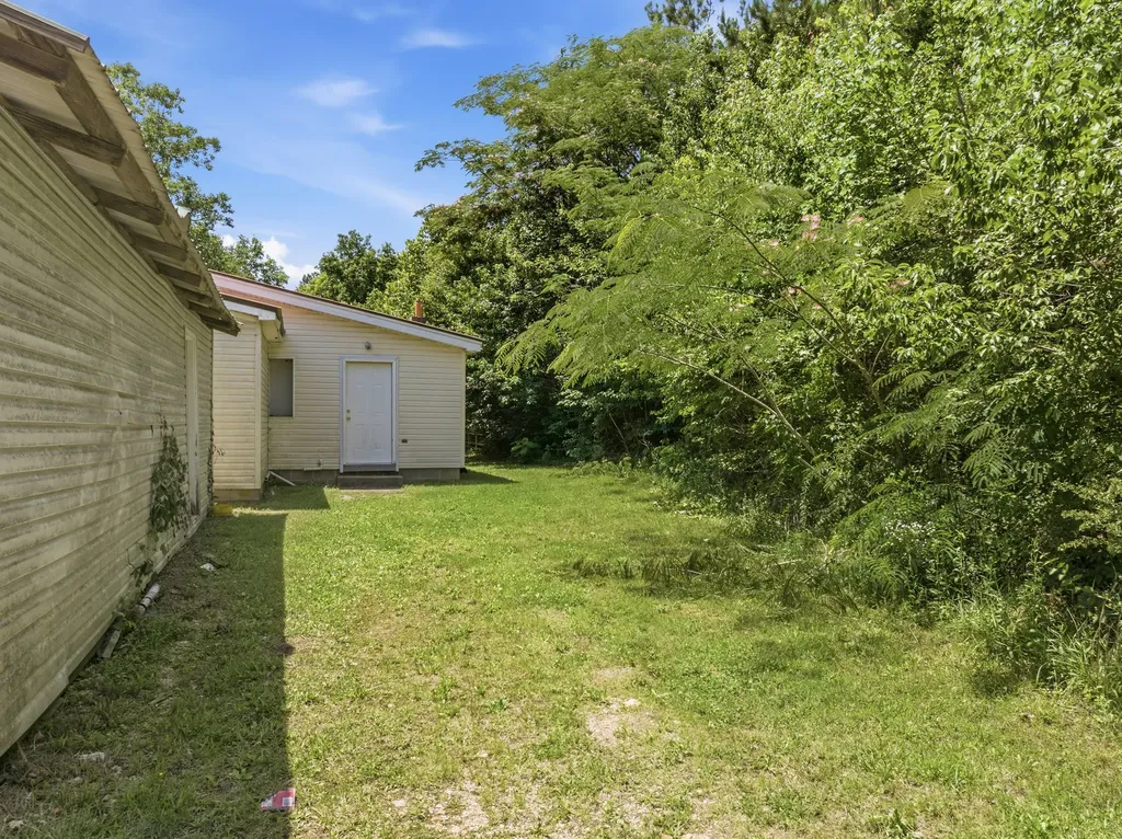 14318 Highway 438, W Linden TN 37096