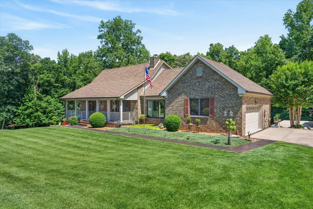 1175 Hutcheson Lane Clarksville TN 37040