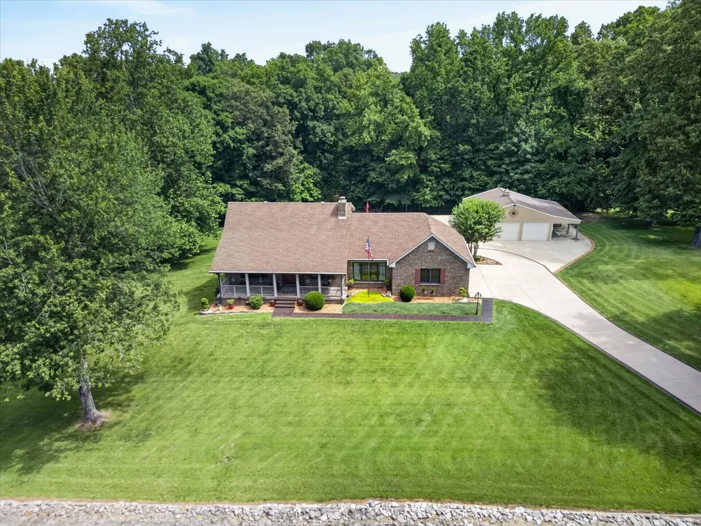 1175 Hutcheson Lane Clarksville TN 37040