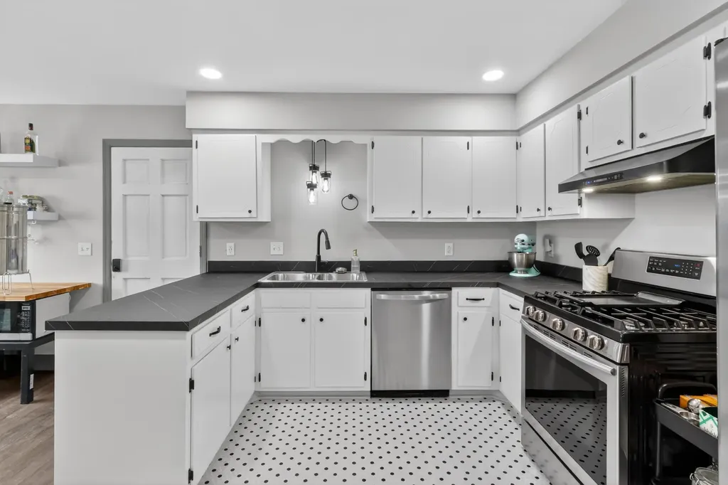 3723 Colonial Heritage Drive Nashville TN 37217