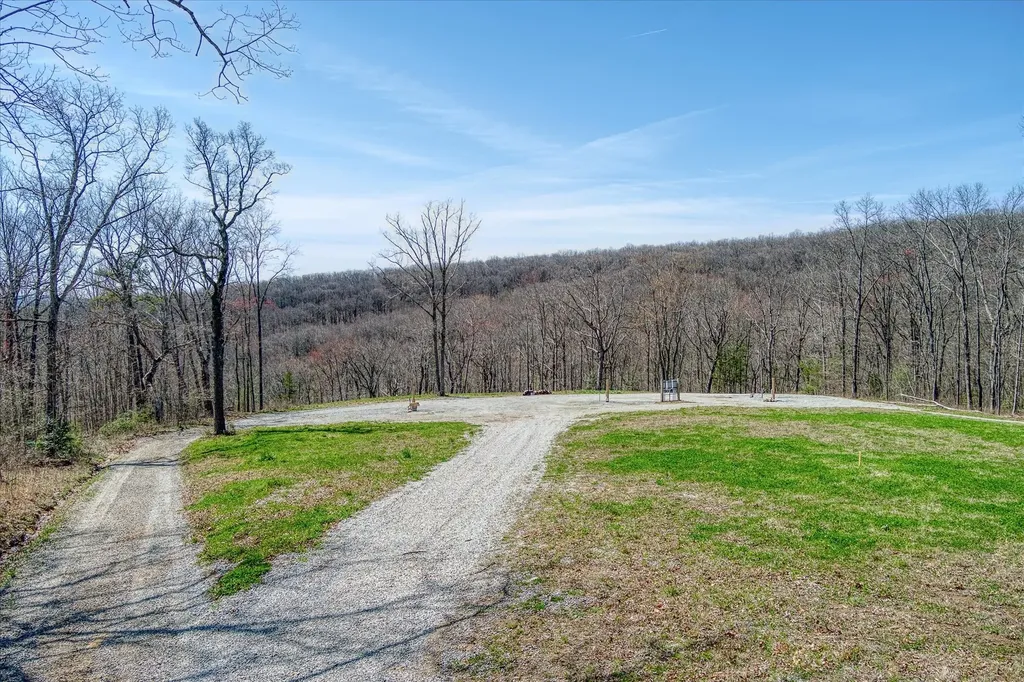 74 Black Cat Trail Rockwood TN 37854