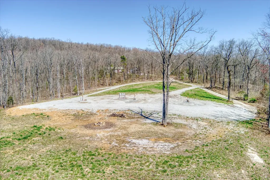 74 Black Cat Trail Rockwood TN 37854