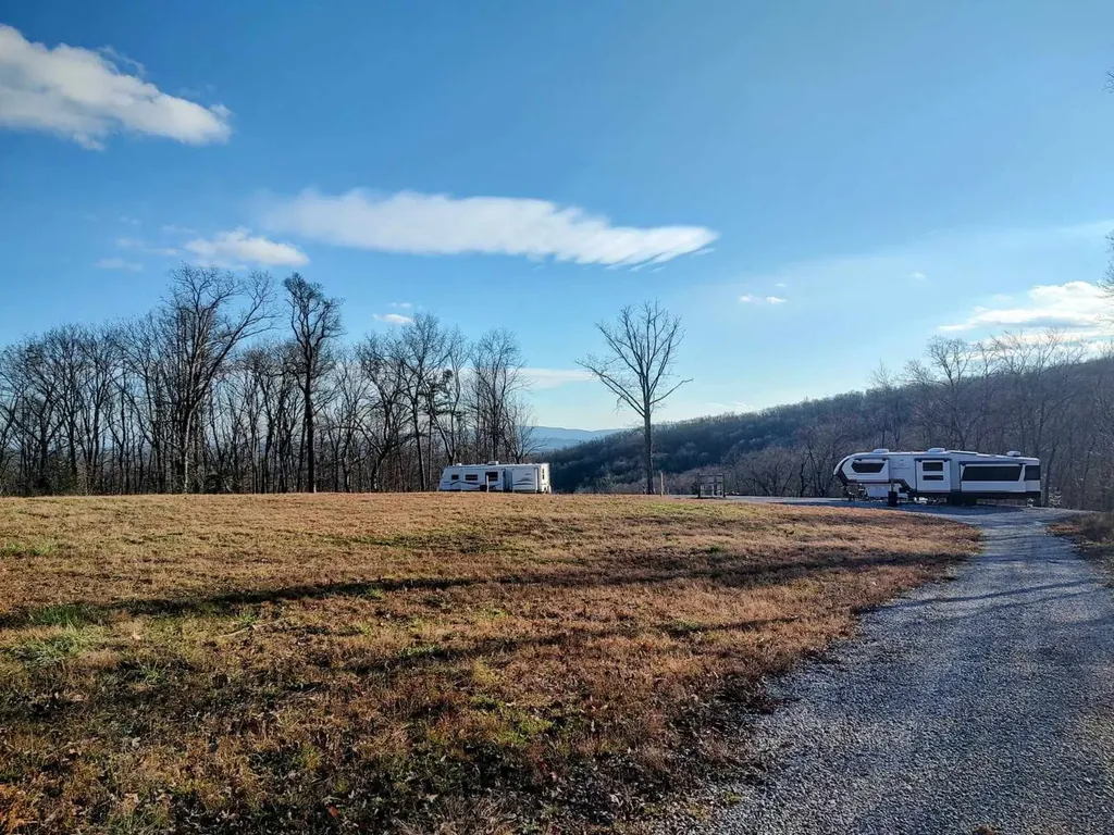 74 Black Cat Trail Rockwood TN 37854