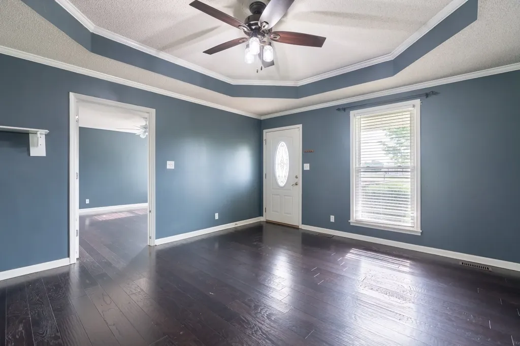 3704 Trenton Road Clarksville TN 37040
