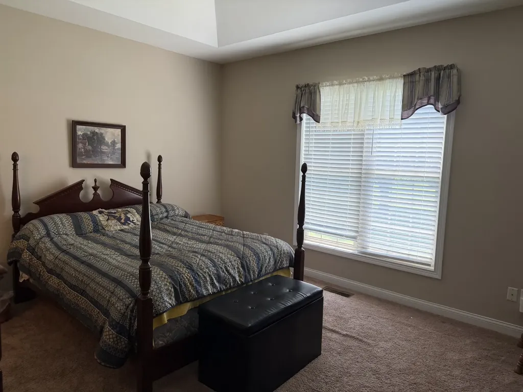 122 Deerfield Lane Lafayette TN 37083