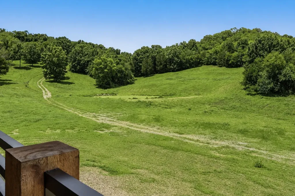 4818 Ashland City Highway Nashville TN 37218