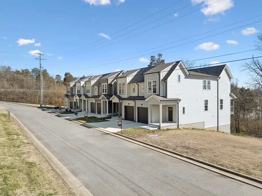 2109 Chadwell Retreat Drive Madison TN 37115