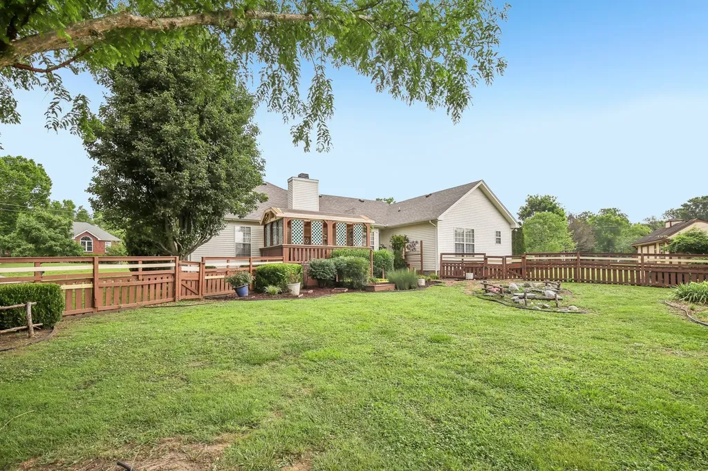 1009 Station Circle Mount Juliet TN 37122