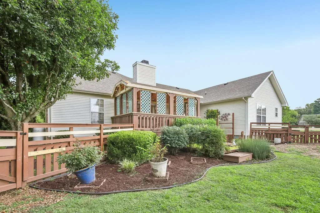 1009 Station Circle Mount Juliet TN 37122