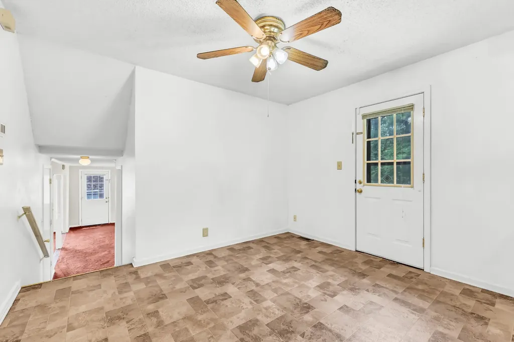 309 Dale Terrace Clarksville TN 37042