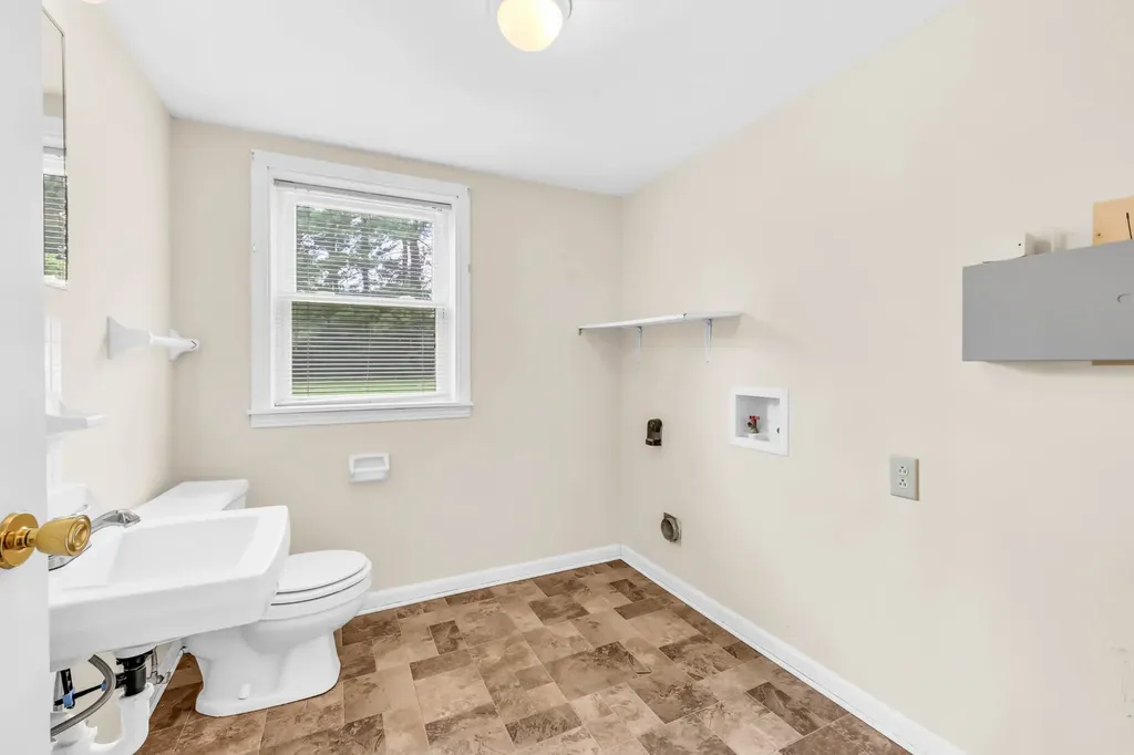 309 Dale Terrace Clarksville TN 37042