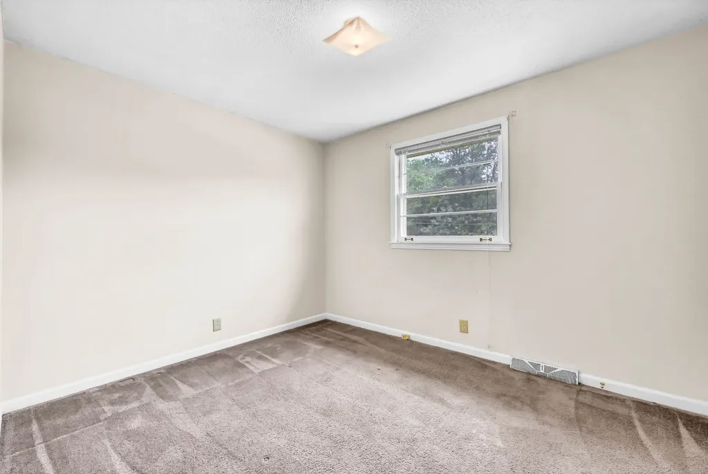 309 Dale Terrace Clarksville TN 37042