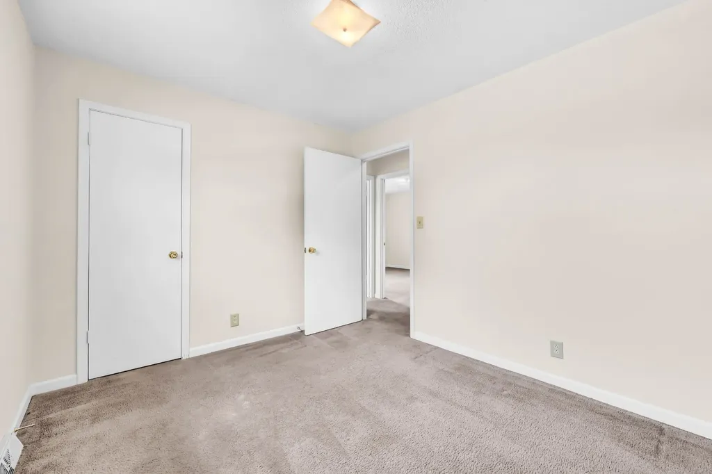 309 Dale Terrace Clarksville TN 37042