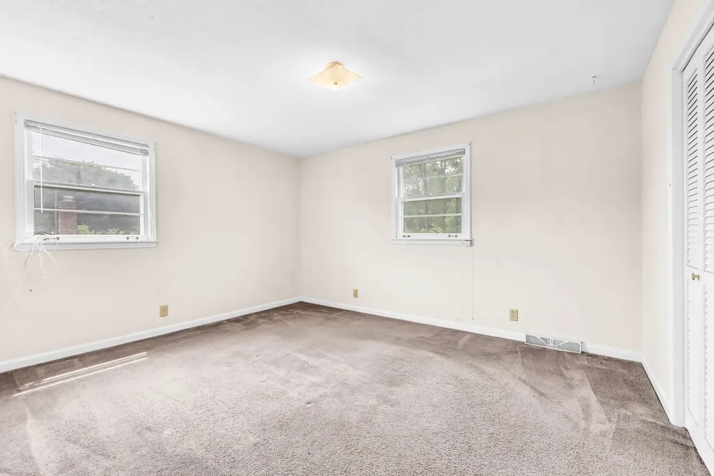 309 Dale Terrace Clarksville TN 37042