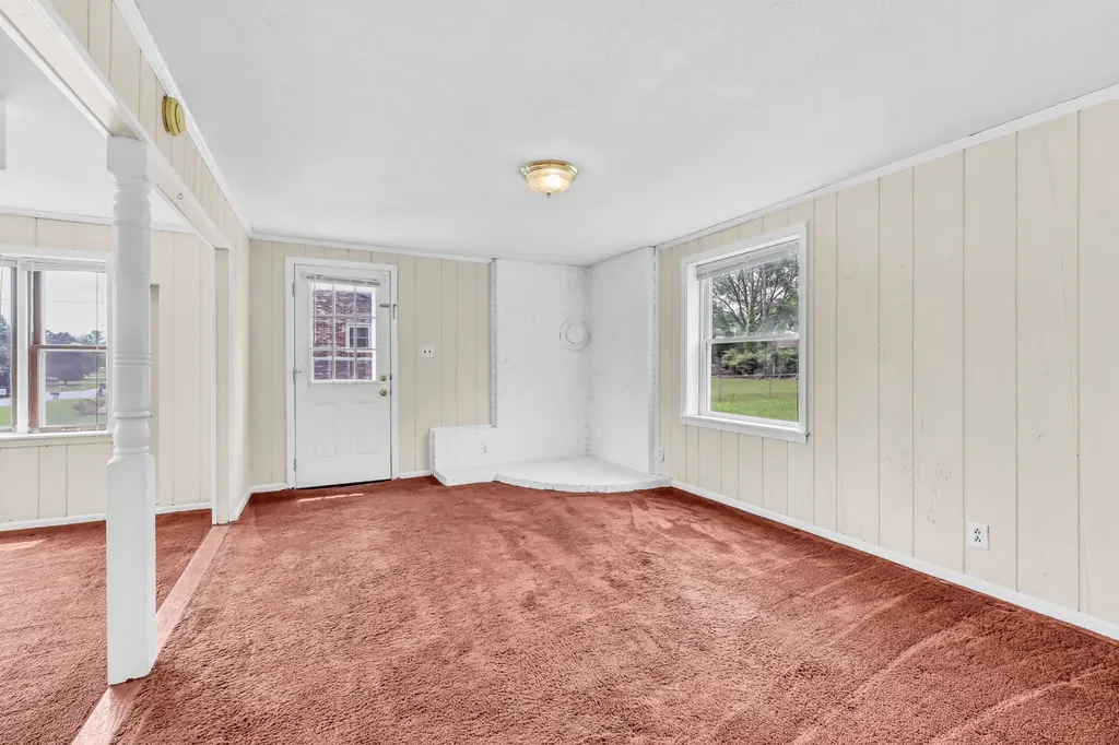 309 Dale Terrace Clarksville TN 37042
