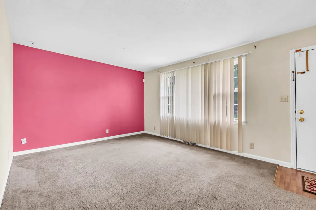 309 Dale Terrace Clarksville TN 37042