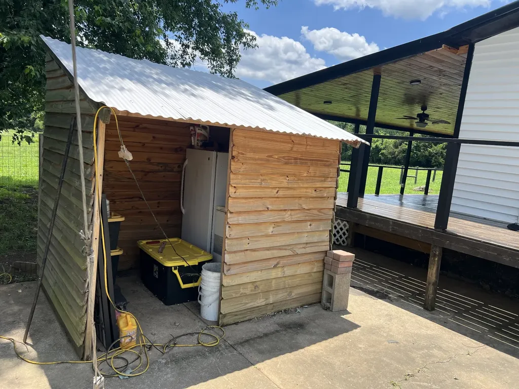 2137 Highway 130, W Shelbyville TN 37160