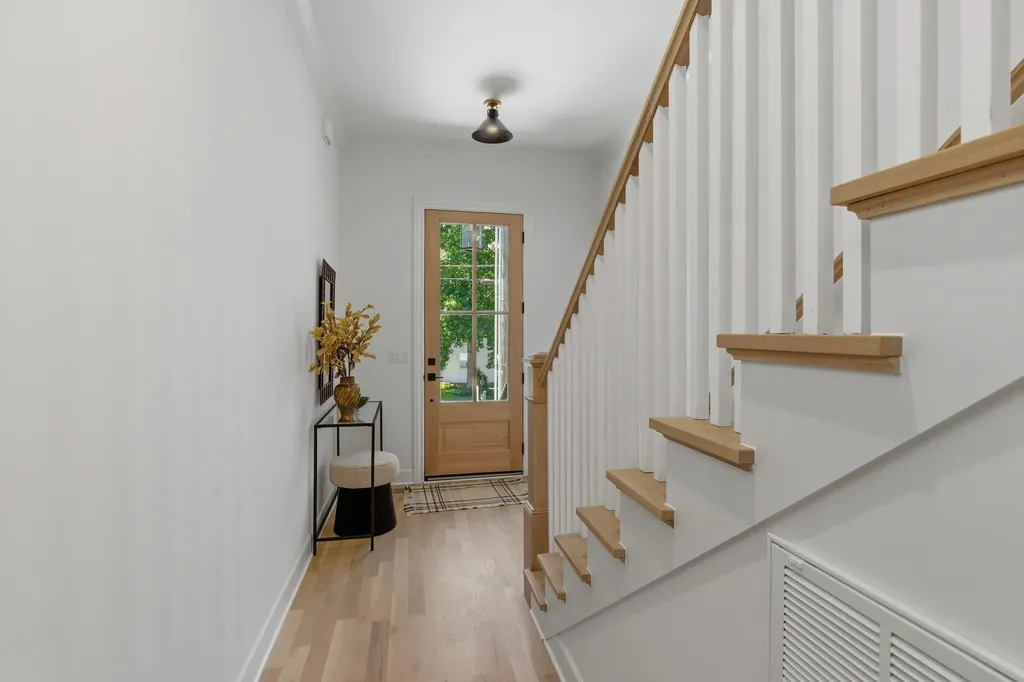 518 E Bend Drive Nashville TN 37209