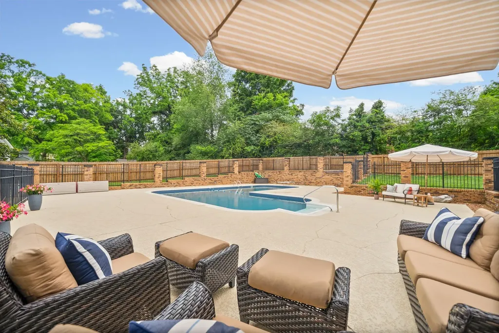 131 Madison Terrace Clarksville TN 37040