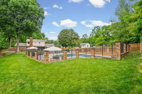 131 Madison Terrace Clarksville TN 37040