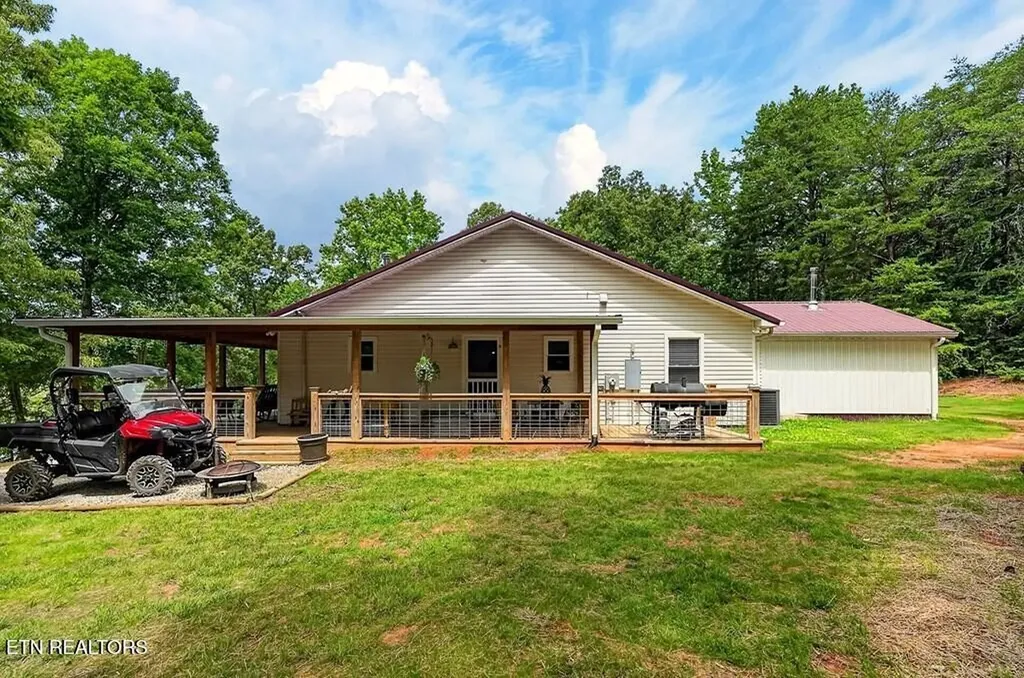 211 Arizona Lane Walling TN 38587