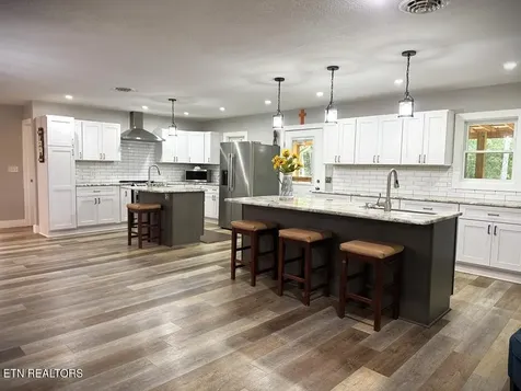 211 Arizona Lane Walling TN 38587