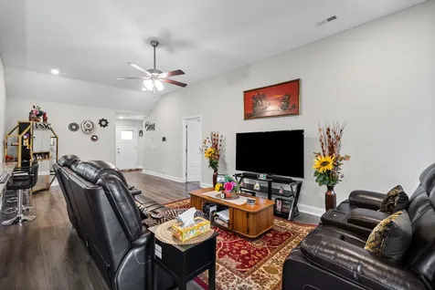 201 Burch Road Clarksville TN 37042