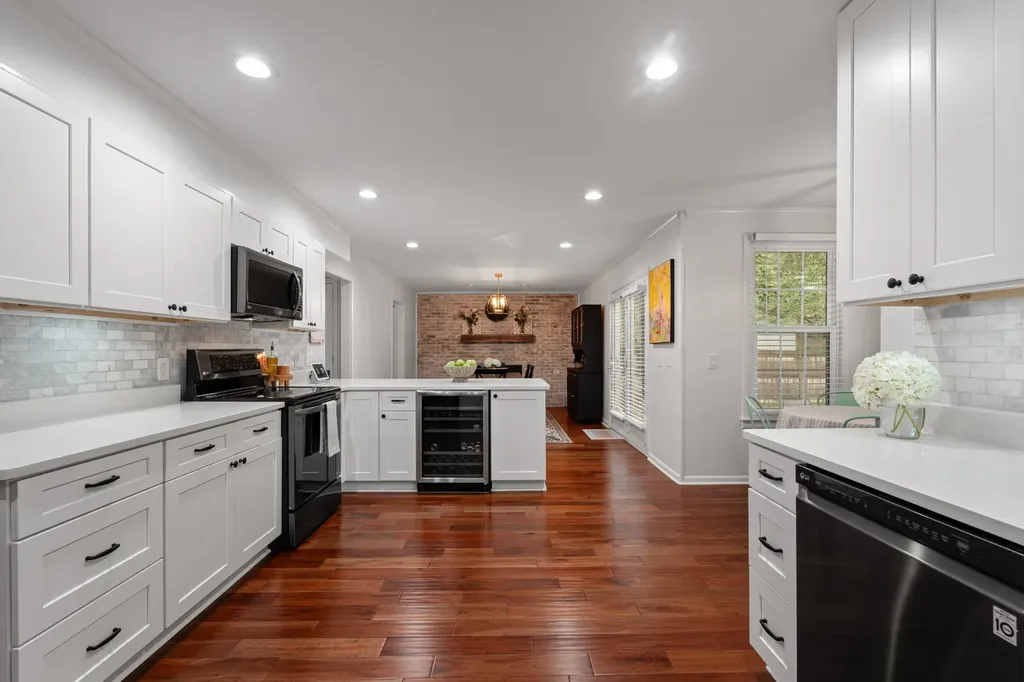 6940 Stone Creek Road Nashville TN 37221