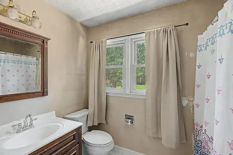 129 Country Club Lane Hopkinsville KY 42240