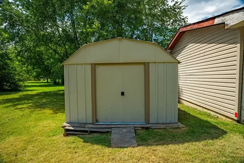 129 Country Club Lane Hopkinsville KY 42240