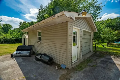 129 Country Club Lane Hopkinsville KY 42240