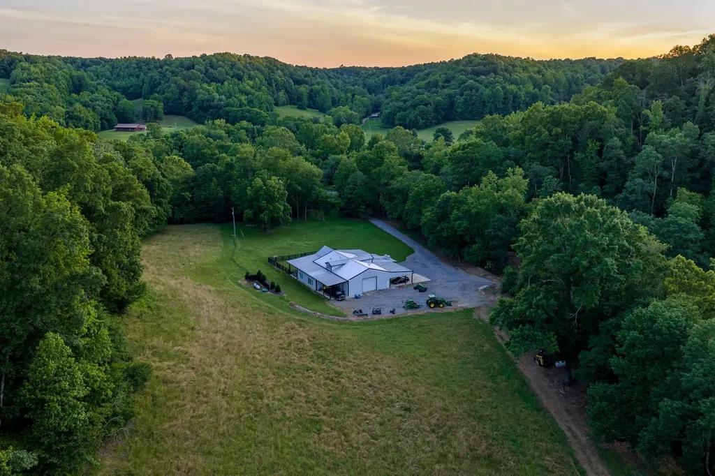 2073 Dog Branch Road Prospect TN 38477