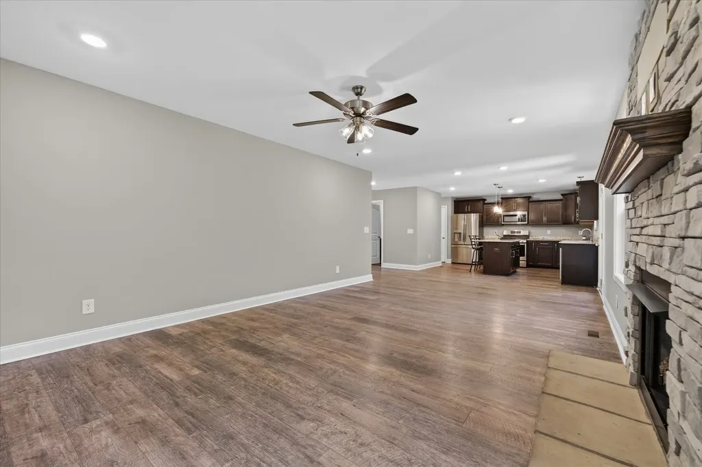 1499 Dewberry Road Clarksville TN 37042