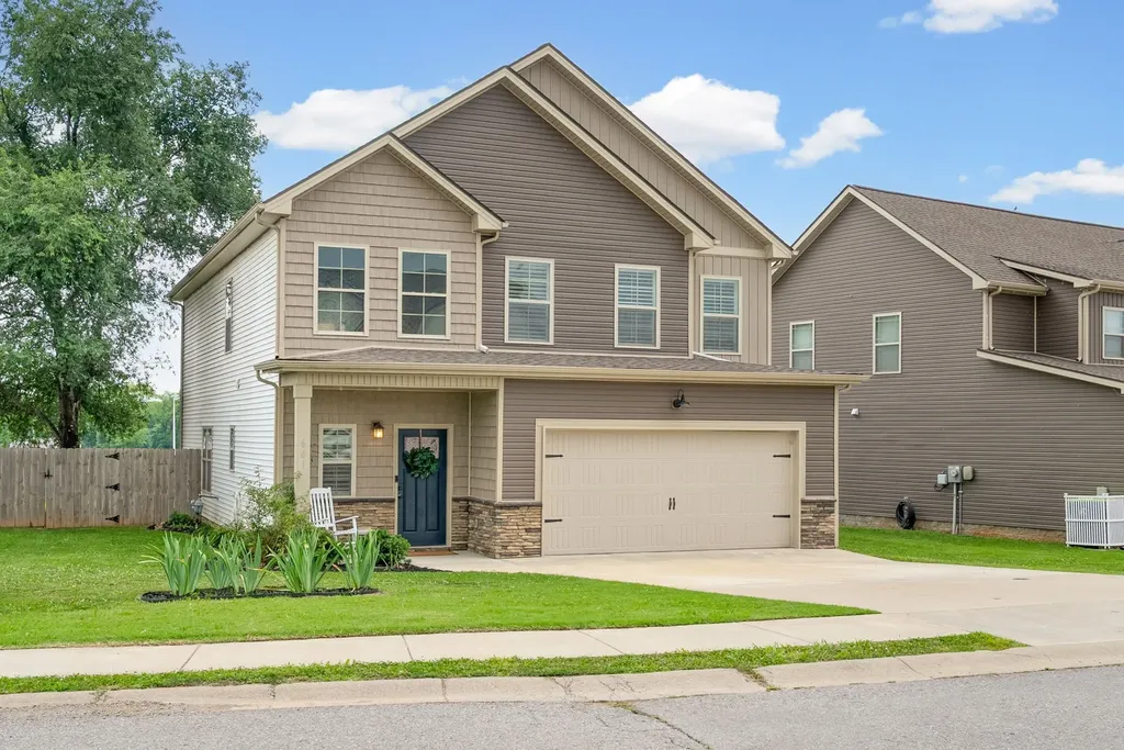 681 Elm Street Clarksville TN 37040